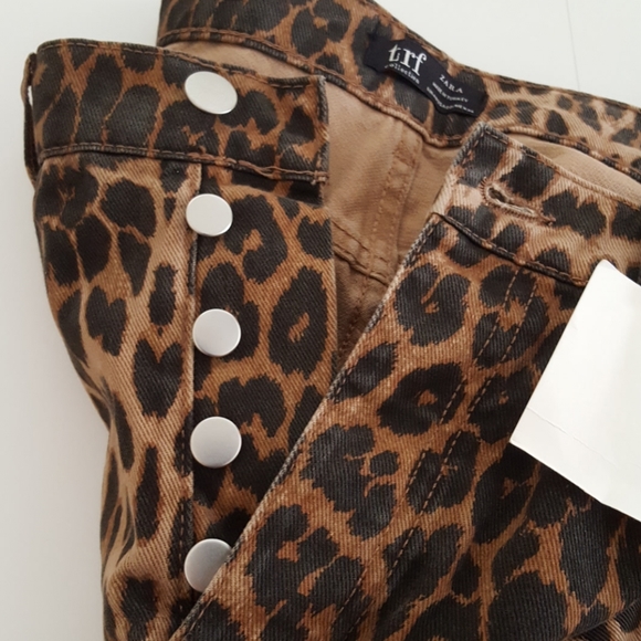 Zara trf Leopard Button Front Jeans NWT - Picture 4 of 8